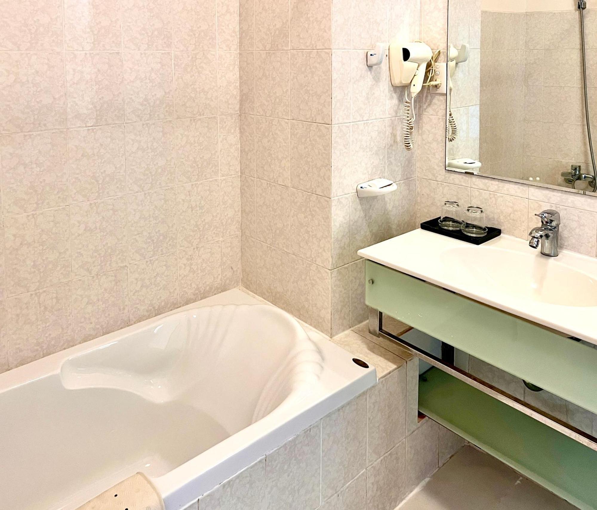 Chau Pho Hotel Châu Đốc Zewnętrze zdjęcie