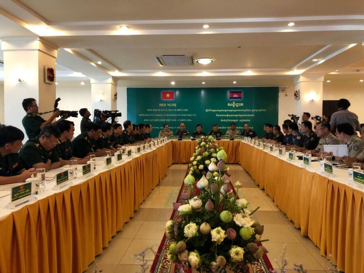 Chau Pho Hotel Châu Đốc Zewnętrze zdjęcie