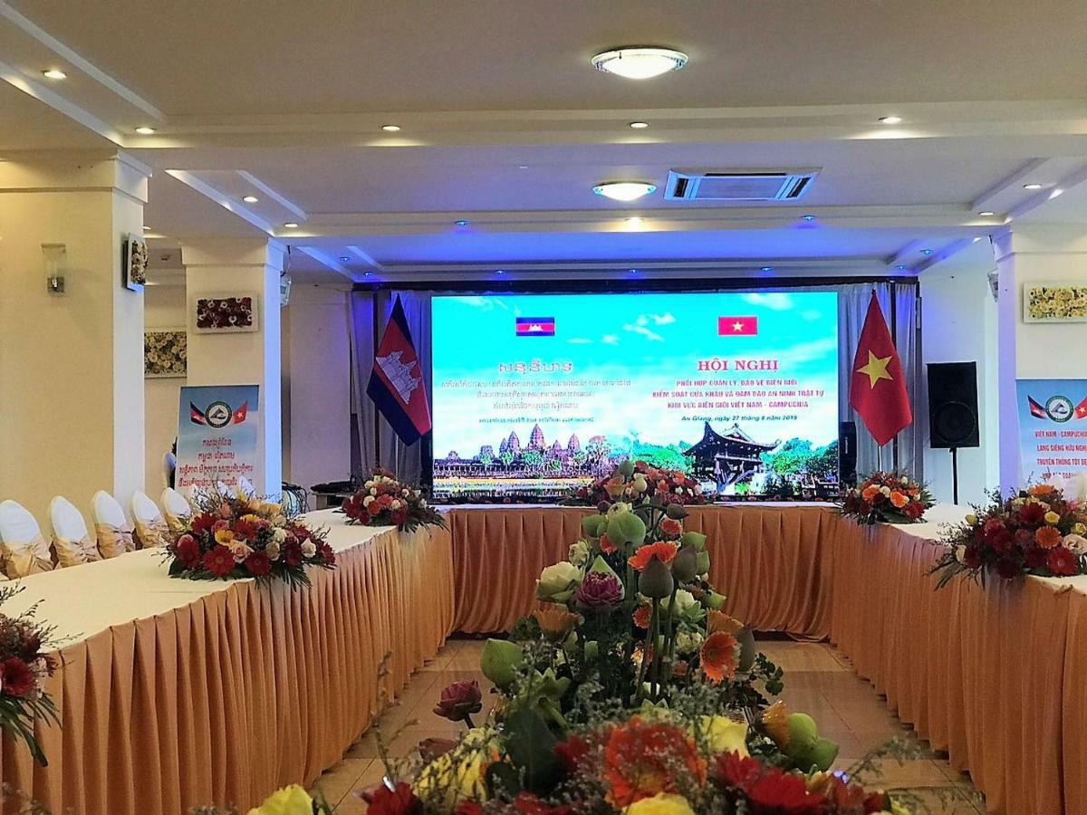 Chau Pho Hotel Châu Đốc Zewnętrze zdjęcie
